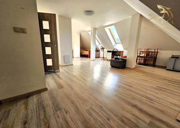 Rodinný dom so stodolou pri lese