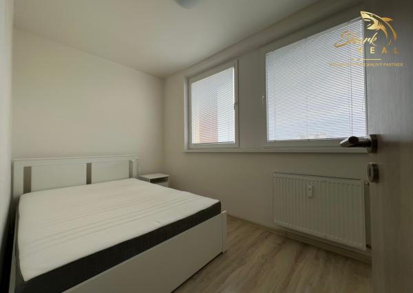 Prenájom 2-izbového bytu v blízkosti električky – Farského