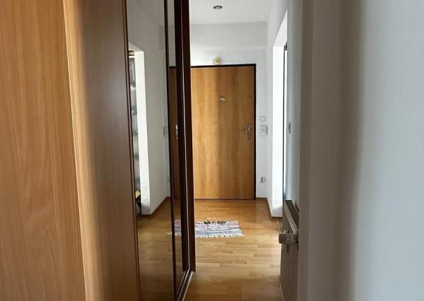 Prenájom 3-izbového bytu s balkónom na začiatku Záhradníckej