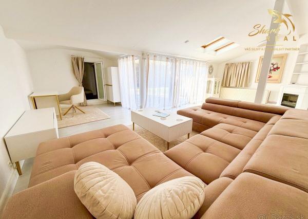 Priestranný 6izbový rodinný dom