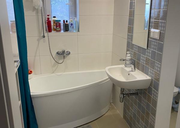 Na predaj 3 - izbový byt kompletne zariadený