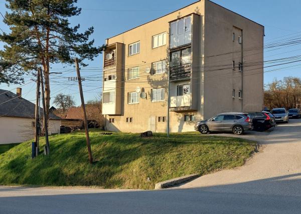 Na predaj 3 - izbový byt kompletne zariadený