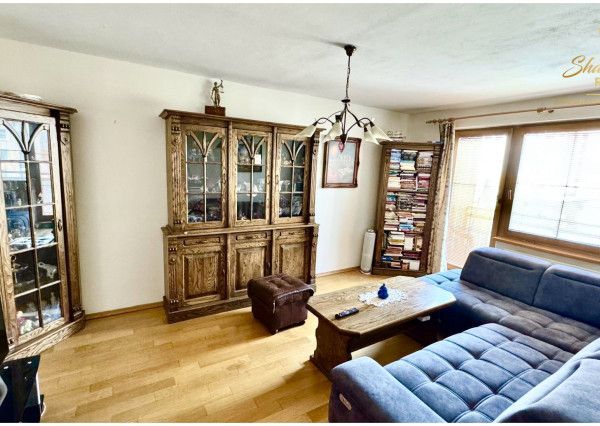 Priestranný 3-izbový byt s balkónom v Humennom