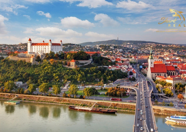 4 exkluzívne mimotrhové stavebné pozemky v Bratislave - pre investorov a developerov