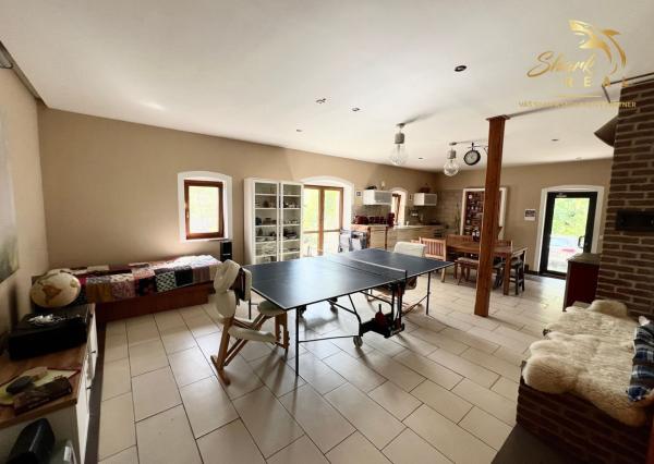 TOP PONUKA! - Rodinný dom so stodolou na samote.