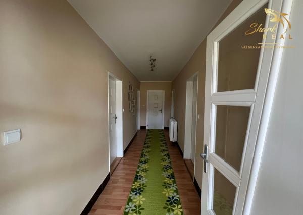 REZERVOVANÉ - Presvetlený rodinný dom s pekným pozemkom