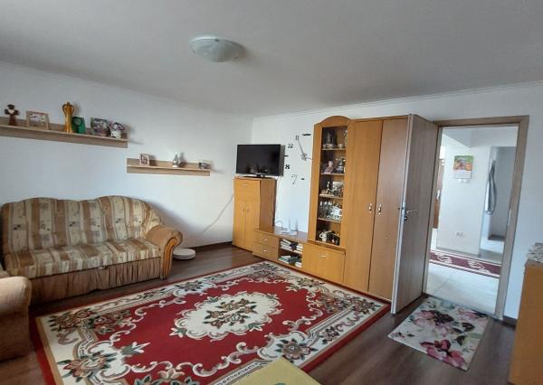  Priestranný 5-izbový rodinný dom po rekonštrukcii | 2 bytové jednotky | veľký pozemok | Malé Ozorovce