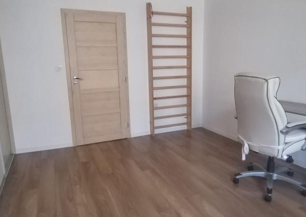 Moderný 2-izbový byt – Royova ulica, Piešťany