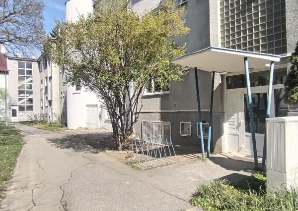 Moderný 2-izbový byt – Royova ulica, Piešťany