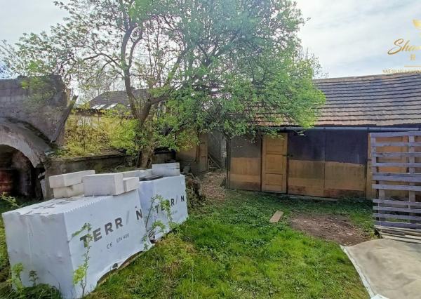 Dva rodinné domy na predaj v centre Žarnovice