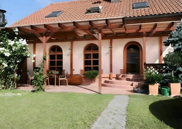 Moderny velky domček na predaj