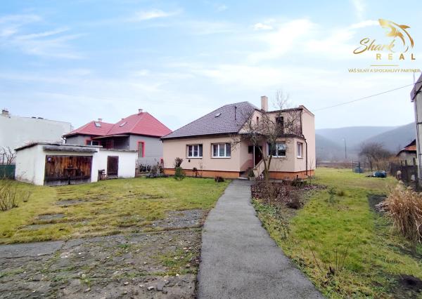Nová cena! Rodinný dom s veľkorysým investičným pozemkom