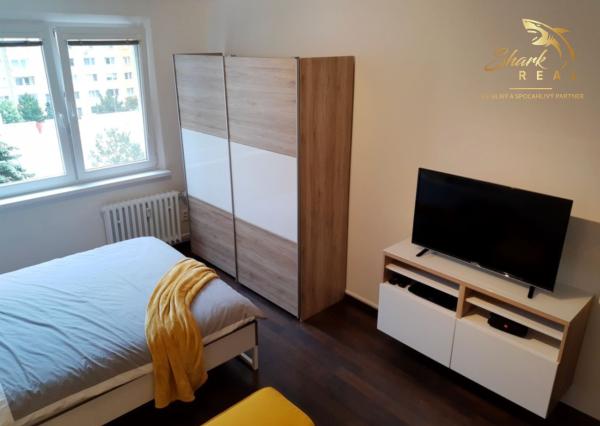 SHARK REAL vám ponúka prenájom pekného 1i bytu v Dúbravke
