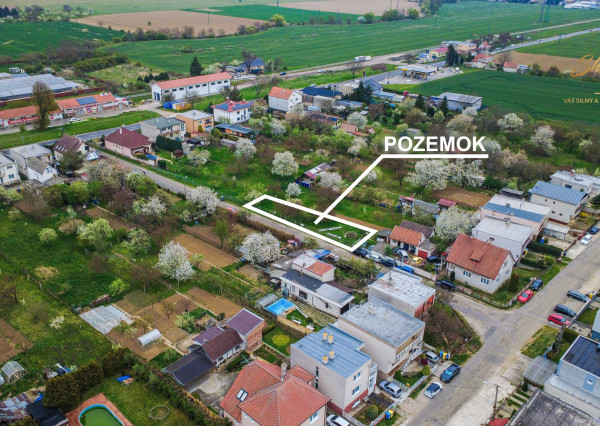 Slnečný rovinatý pozemok o výmere 408 m² v meste VRBOVÉ
