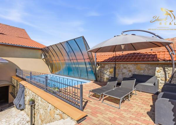 5-izbový RODINNÝ DOM, bazén, terasa, altánok, zeleň, VAŠE NOVÉ MIESTO PRE ŽIVOT