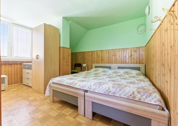 5-izbový RODINNÝ DOM, bazén, terasa, altánok, zeleň, VAŠE NOVÉ MIESTO PRE ŽIVOT