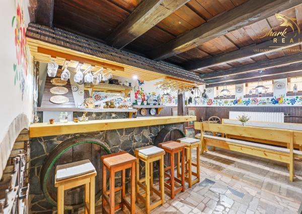 5-izbový RODINNÝ DOM, bazén, terasa, altánok, zeleň, VAŠE NOVÉ MIESTO PRE ŽIVOT