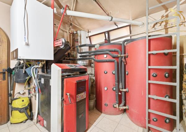 5-izbový RODINNÝ DOM, bazén, terasa, altánok, zeleň, VAŠE NOVÉ MIESTO PRE ŽIVOT