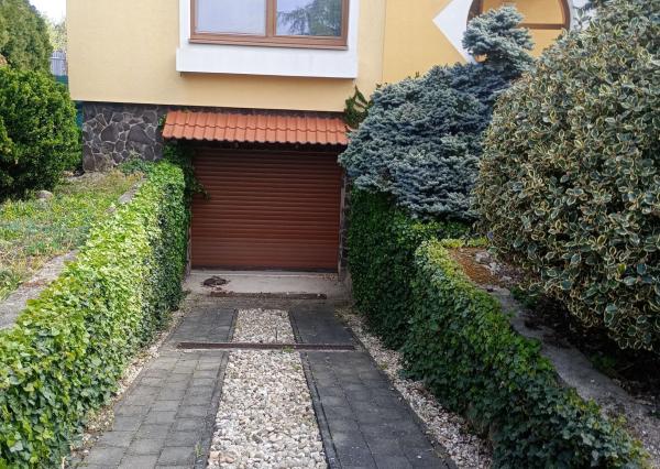 Na predaj 7 izbový rodinný dom s krásnou záhradou