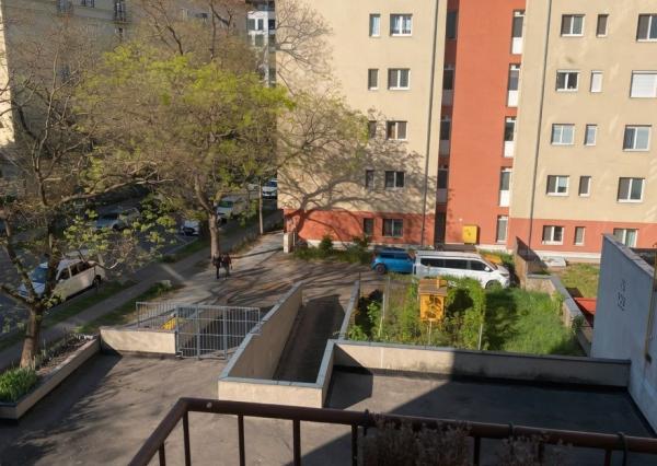 Investičný 3 izbový byt v Starom Meste