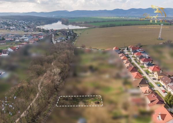 ZÁHRADA 776 m2 _ Predaj _ Suchá nad Parnou