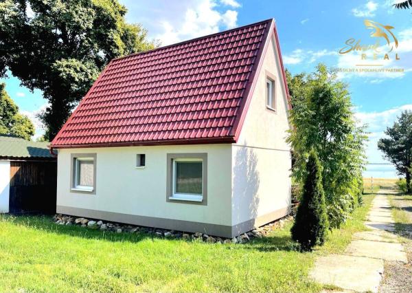 Štýlová chata s výhľadom na Zemplínsku šíravu – Paľkov