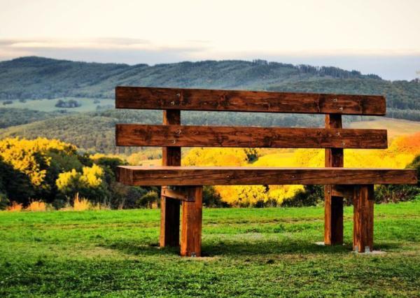 Slnečný pozemok s panoramatickým výhľadom