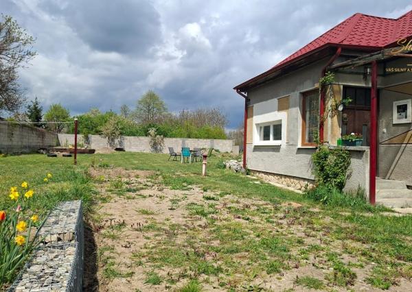 Pokoj vidieka a priestor pre vaše sny – dom v Bardoňove
