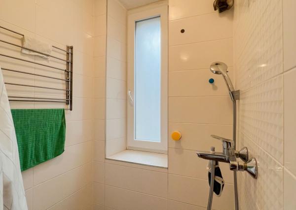 Byt s atmosférou | 2i, balkón, pivnica | Živá Svätoplukova, Ružinov