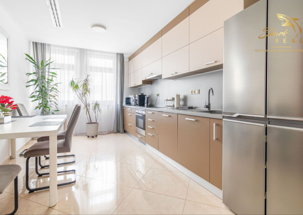 Výnosný 3i byt v centre | AirBnb ready | Námestie 1. mája, Bratislava