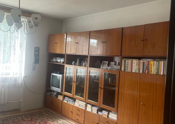Starší rodinny dom v malebnej obci v Starej Myjave 