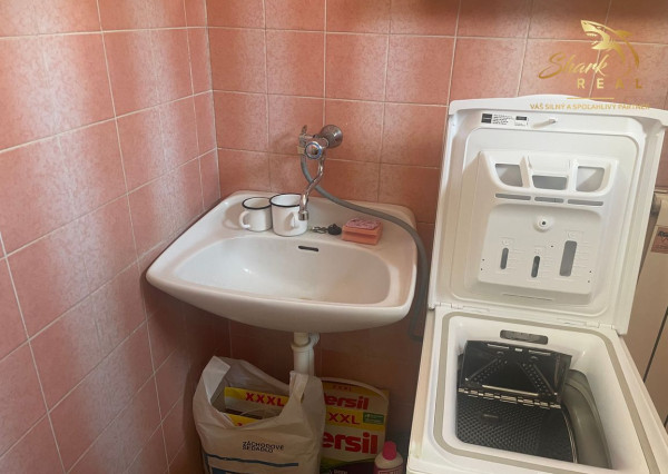 Starší rodinny dom v malebnej obci v Starej Myjave 