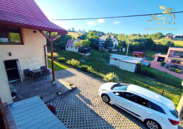Krásny priestranný rodinný dom obklopený prírodou