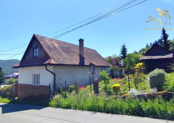REZERVOVANÉ! Novinka! Dom s čarovnou záhradou a výhľadom na prírodu