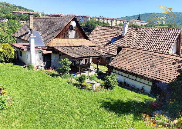 REZERVOVANÉ! Novinka! Dom s čarovnou záhradou a výhľadom na prírodu