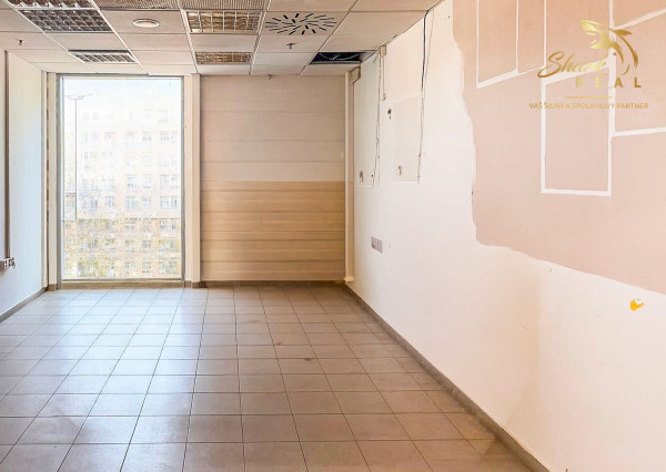 PRENÁJOM – Obchodný priestor 21,66 m² v nákupnom centre Glavica
