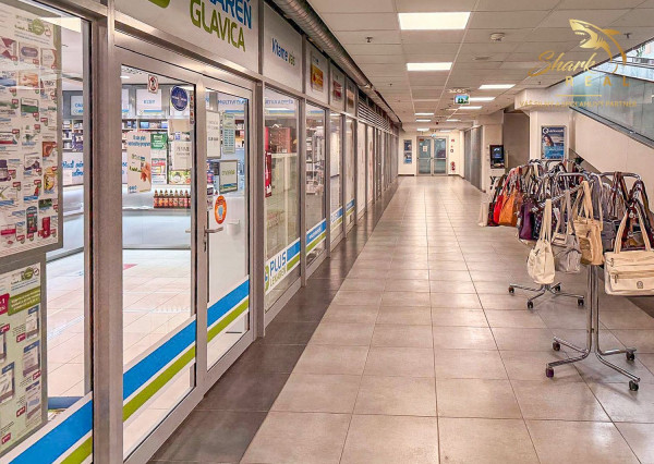 PRENÁJOM – Obchodný priestor 21,66 m² v nákupnom centre Glavica