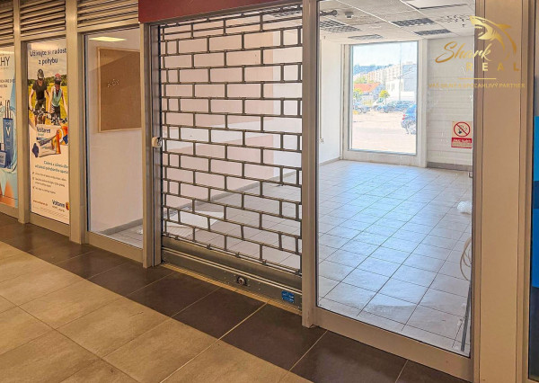 PRENÁJOM – Obchodný priestor 21,66 m² v nákupnom centre Glavica