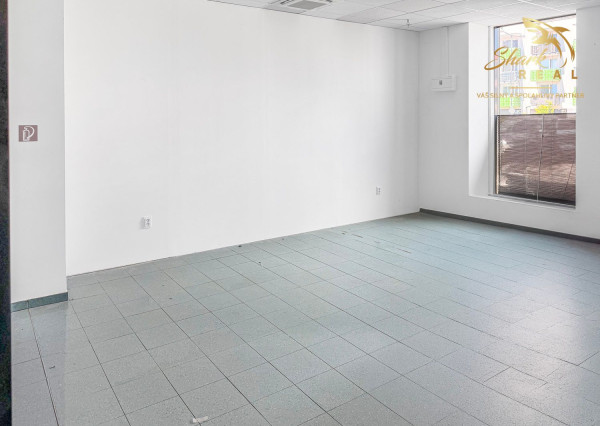 PRENÁJOM – Obchodný priestor 49,5 m² v nákupnom centre Dubrawa