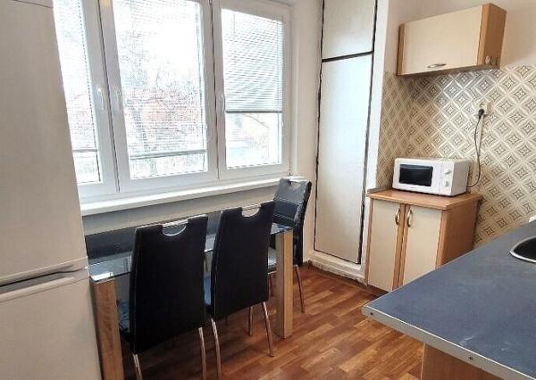 2 izbový byt -  kúsok od centra, s loggiou/balkónom ( + MOŽNÁ DOHODA NA CENE !!! )