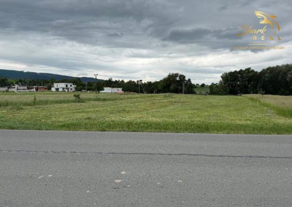     Výnimočný stavebný pozemok s panoramatickými výhľadmi