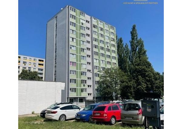 SHARK REAL Vám ponúka na prenájom garsónku v Petržalke.