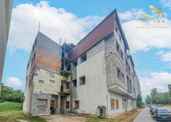 Silný základ pre úspešný developerský projekt v centre Hlohovca.
