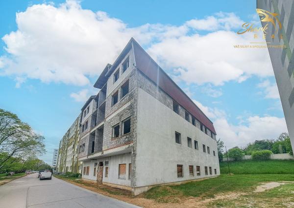 Silný základ pre úspešný developerský projekt v centre Hlohovca.