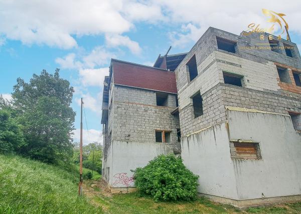 Silný základ pre úspešný developerský projekt v centre Hlohovca.