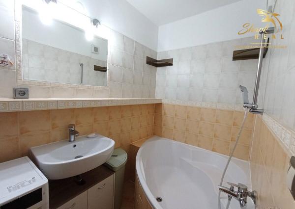 TEHLOVÝ DOM _ 3i byt PREDAJ _ 67 m2 _ centrum Senca