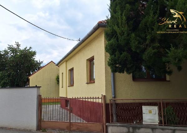 Príjemný 2-izbový dom s vlastným dvorom a parkovaním