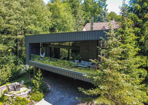 Exkluzívna rodinná vila v srdci Nízkych Tatier | Bystrá | 385 m² | Pozemok 979 m²