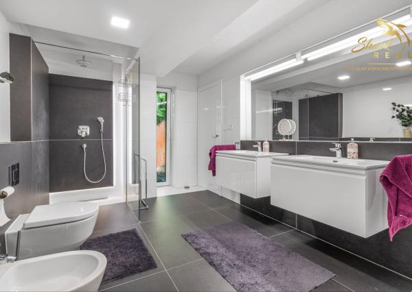 Exkluzívna rodinná vila v srdci Nízkych Tatier | Bystrá | 385 m² | Pozemok 979 m²