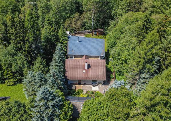 Exkluzívna rodinná vila v srdci Nízkych Tatier | Bystrá | 385 m² | Pozemok 979 m²